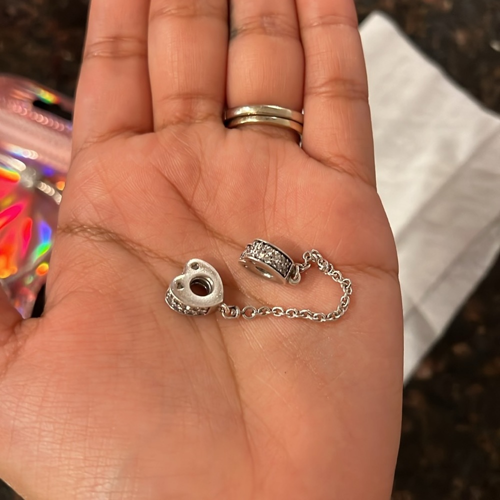 Pandora heart safety chain